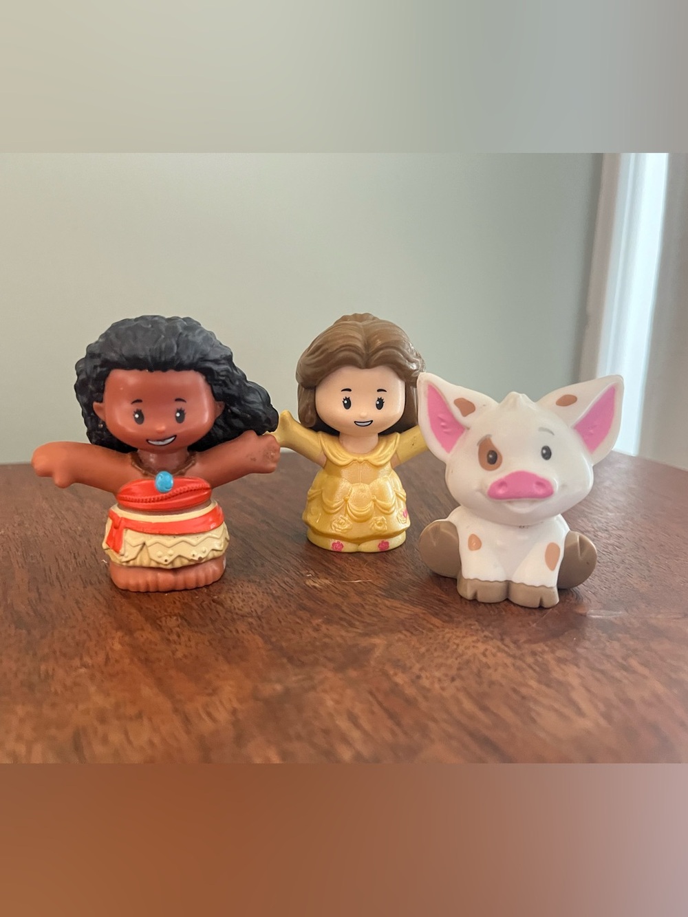 Disney Princess Moana fisher price little people Set belle pig
